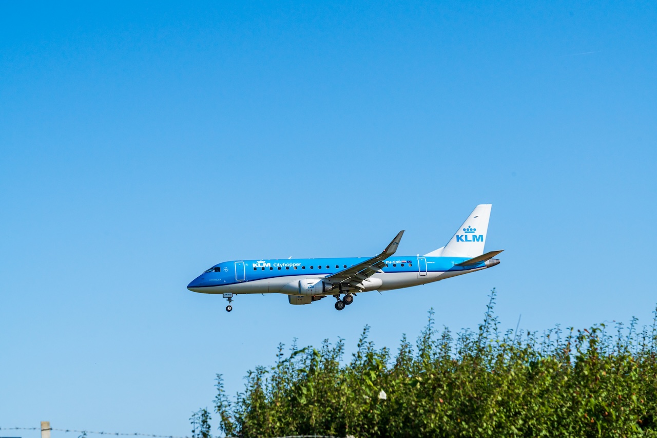 Norwich airport bosses asses risks of new homes